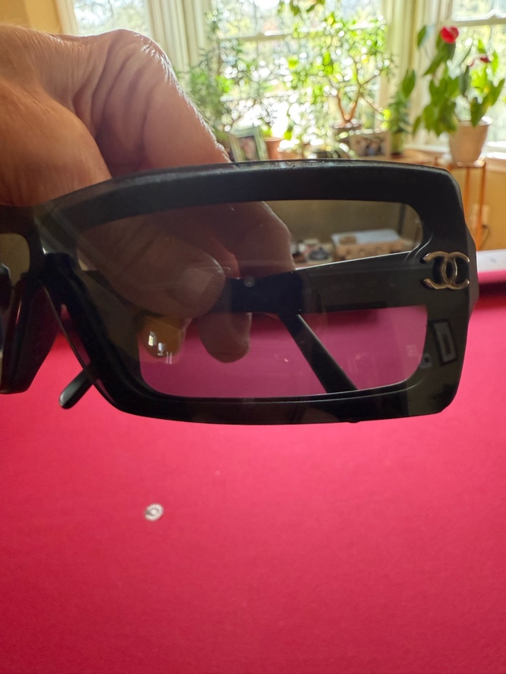 CHANEL Black Sunglasses with Quilted Case - Picture 8 of 14
